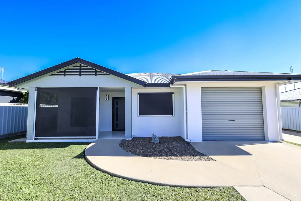 Ayr 2Zimmer Private, Low-Maintenance Living - Walk to Local Amenities