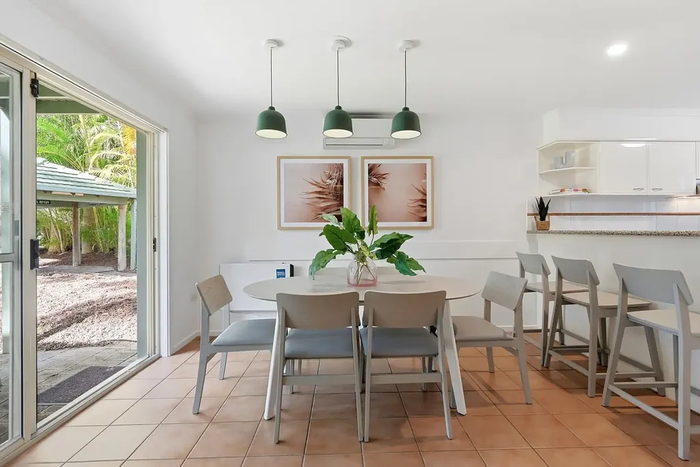 Coffs Harbour 2બેડરૂમ Refurbished Spacious Aanuka Beach Villa, Just Moments from the Beach