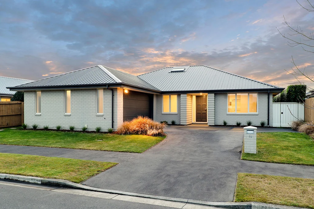 Halswell 4Kwarto Family comfort with space to entertain