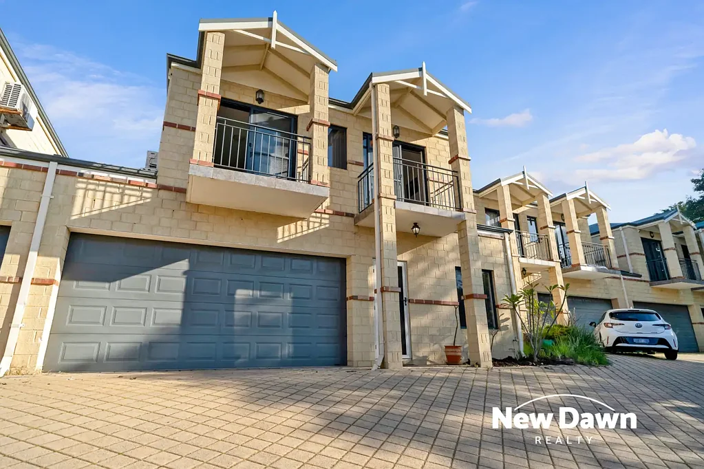 Innaloo 3ਬੈੱਡਰੂਮ Contemporary Townhouse with Lake Views - Unit 6/439 Karrinyup Road, Innaloo
