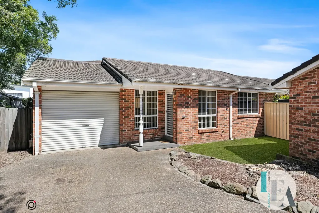 Updated 2-Bedroom Villa in a Quiet, Central Location