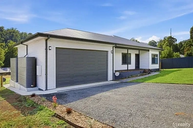 Marysville 3침실 Escape to Marysville – Your Near-New Dream Home Awaits!