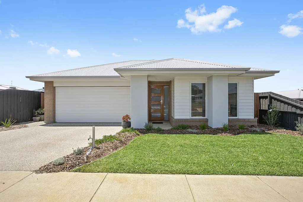 Ocean Grove 4 Slaapkamer Low Maintenance Family Home