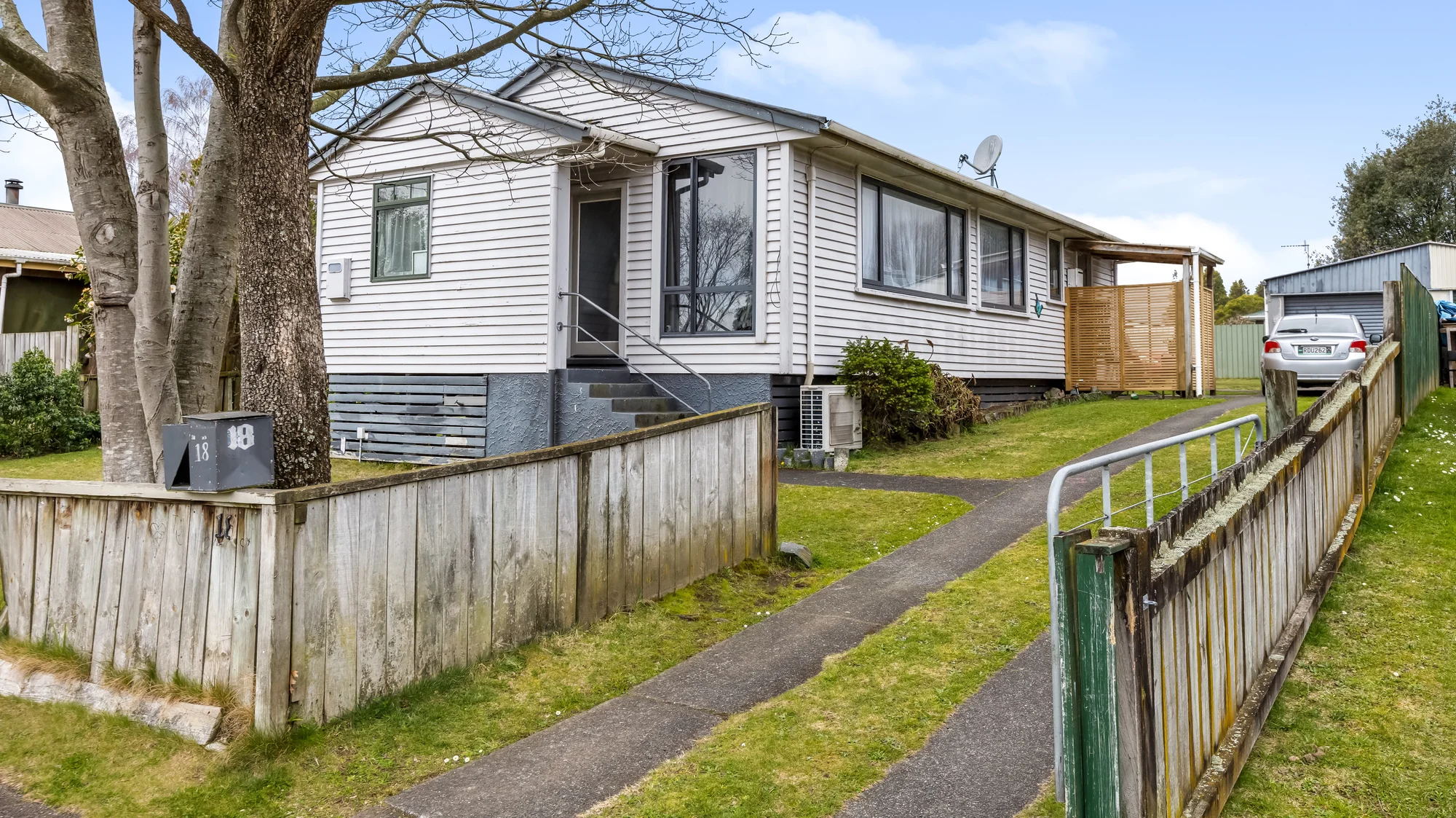 Turangi 4Zimmer Elevated With Oodles of Potential!
