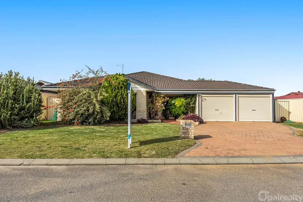 Warnbro 4غرفة نوم Spacious 4-bedroom home with full side access and powered workshop