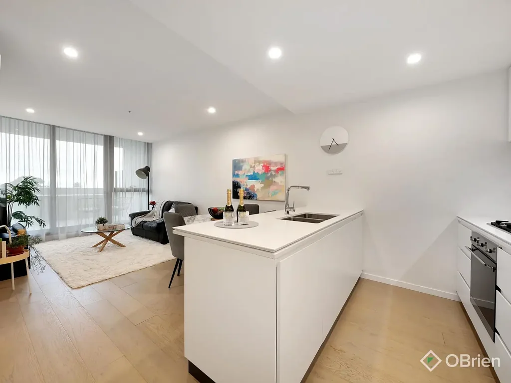 401/2 Dalgety Street, Oakleigh, VIC 3166
