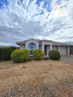 1 Johnston Place, Whyalla Jenkins