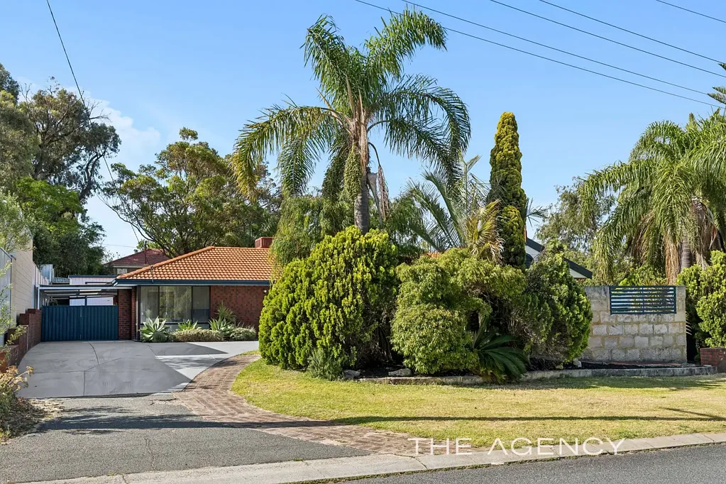 17 Gosse Road, Padbury, WA 6025