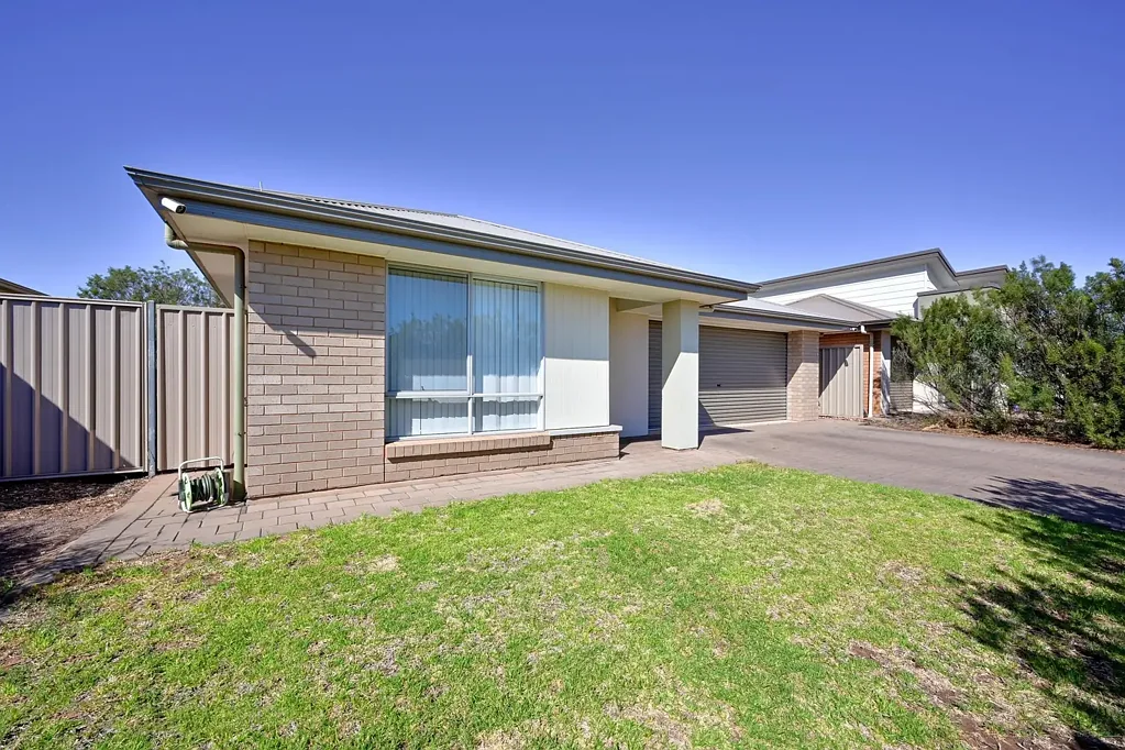 11 McInness Street, Whyalla Jenkins, SA 5609