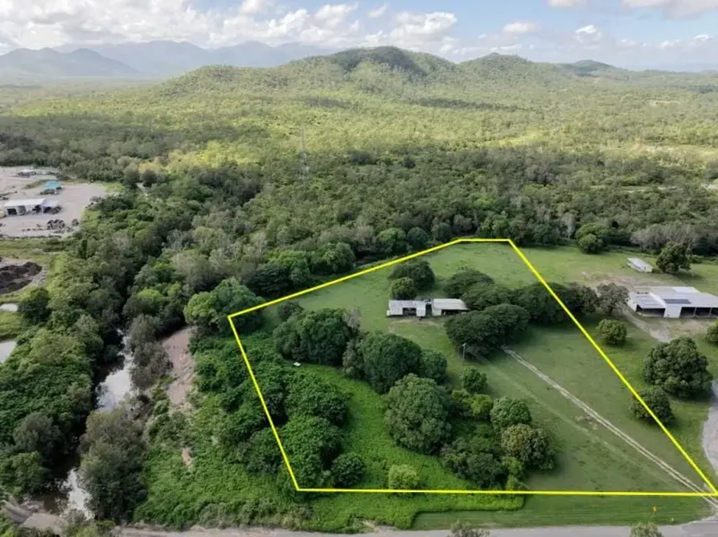 Roseneath POTENTIAL! POTENTIAL! 6.2 ACRES - ROSENEATH