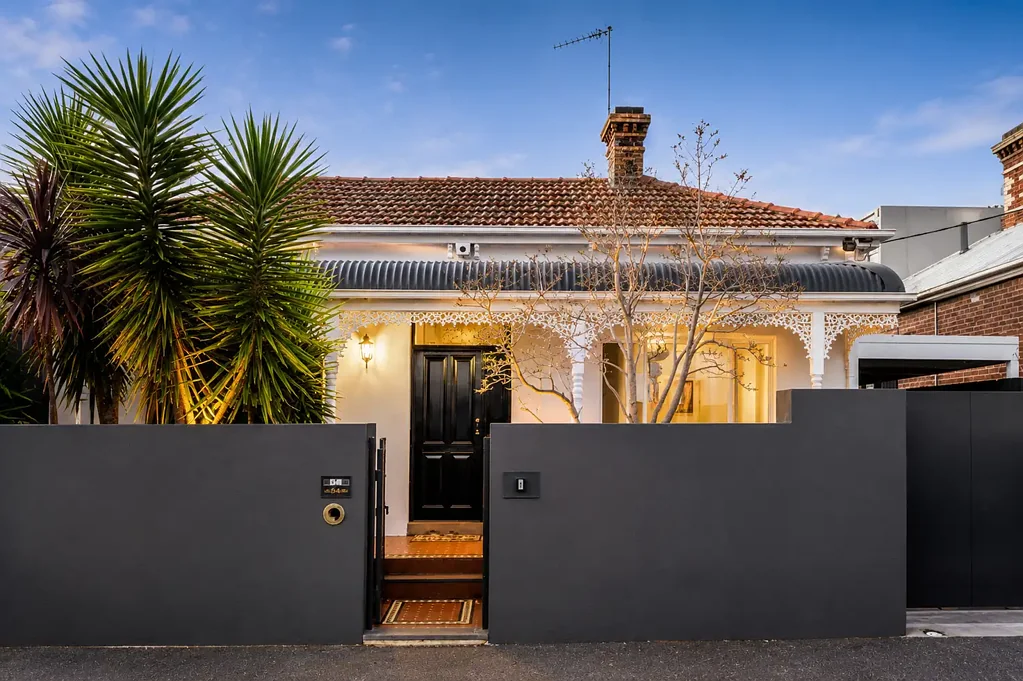 For Lease - Stylish 3 Bedroom Family Home in South Yarra
