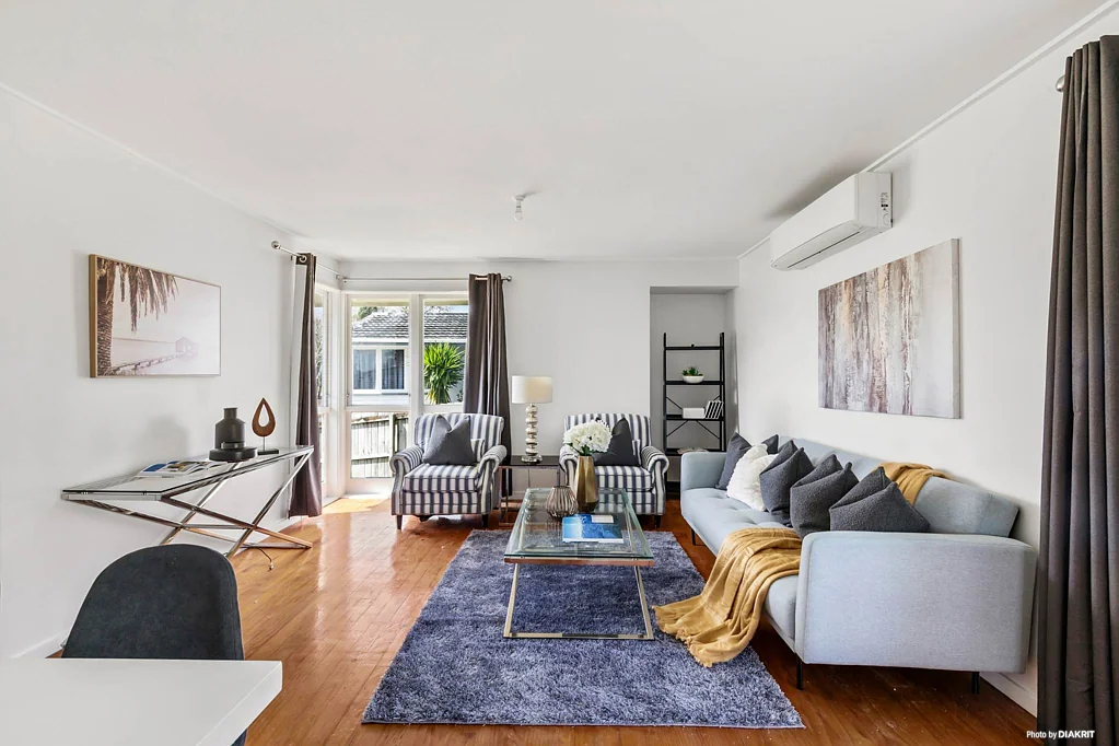 Sun-Drenched Living & Spacious  3-Bedroom Gem