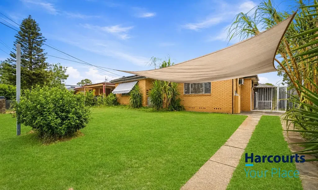 Mount Druitt 5房 宽敞五卧 569平土地 便利社区 适合家庭 娱乐空间 自然气息 Dual Income Potential - House & Granny Flat in Prime Mount Druitt Location