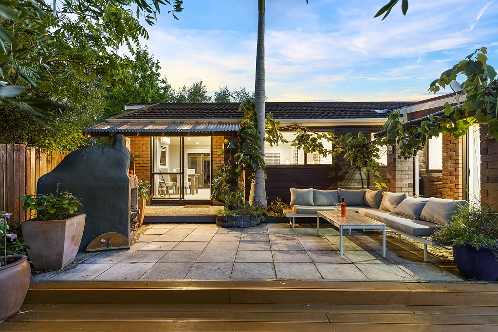 55B Granville Drive, Massey, Waitakere City, Auckland