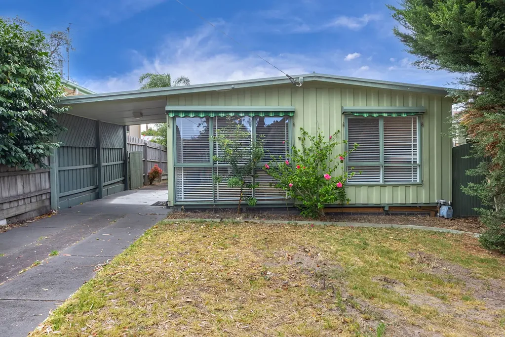 95 Sixth Avenue, Rosebud, VIC 3939