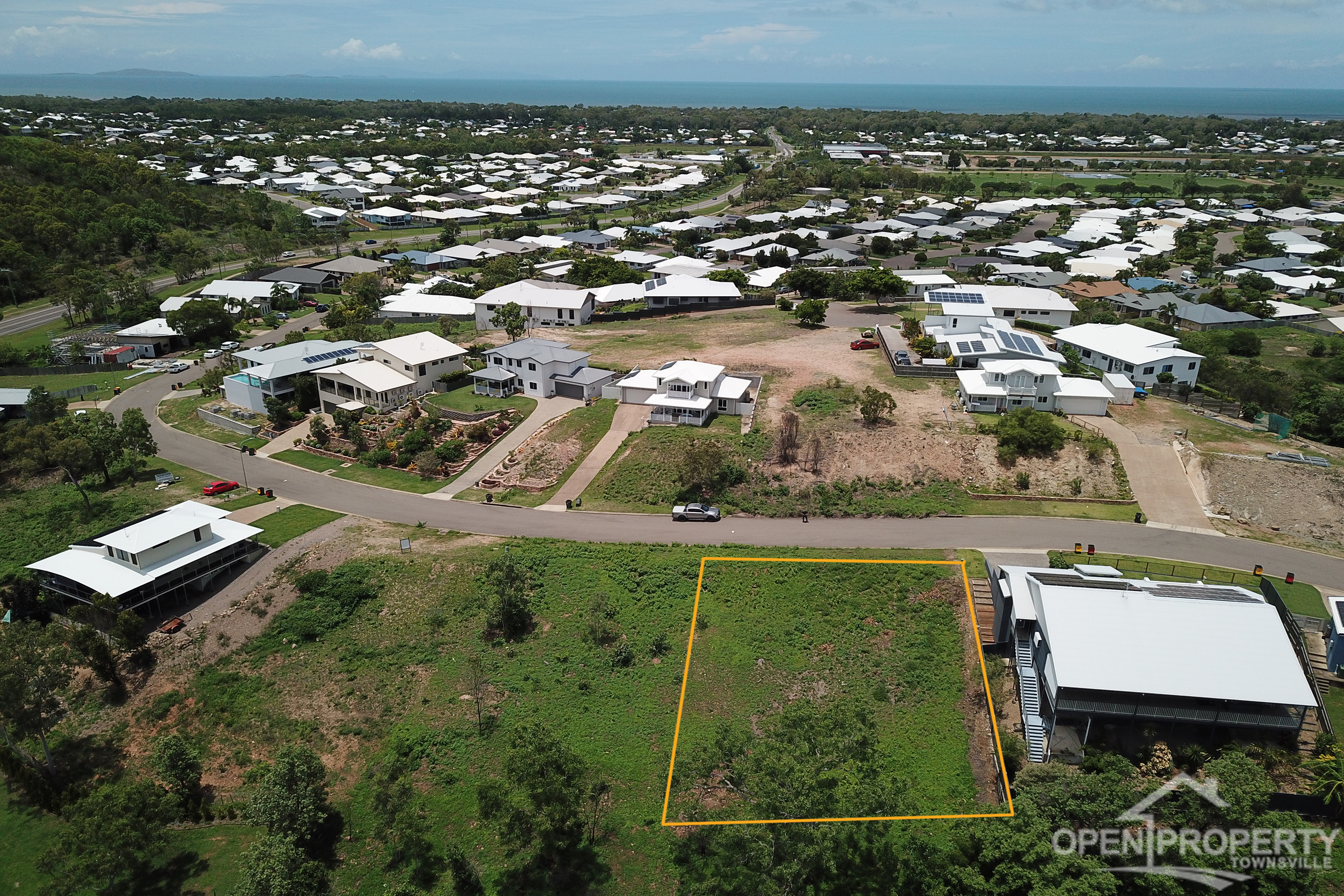 45 DEEDES CR, BUSHLAND BEACH QLD 4818, 0 Schlafzimmer, 0 Badezimmer, Section