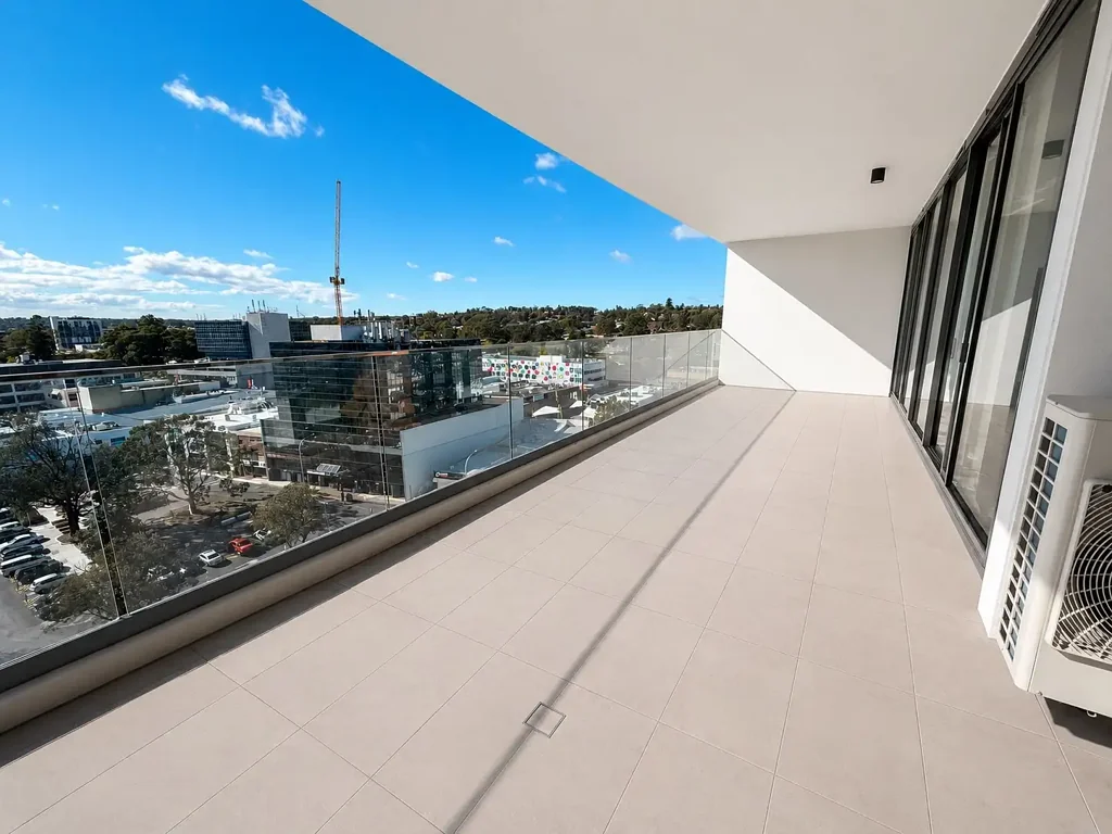 Modern 2 Bedroom Apartment with Spacious Balcony
