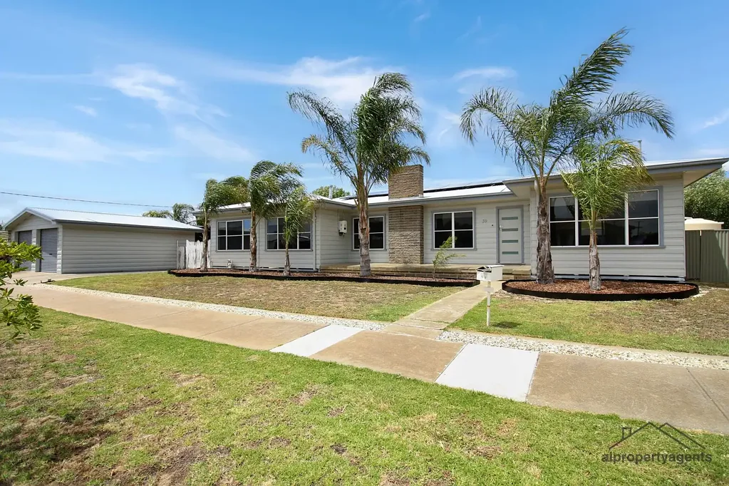 Horsham 5બેડરૂમ Beautifully Renovated Weatherboard Home