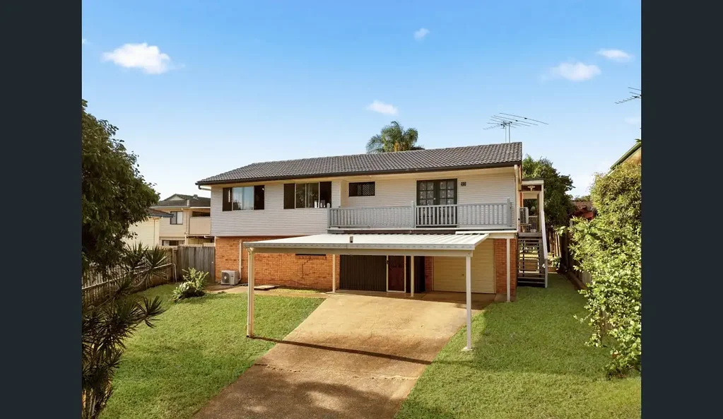 Spacious Dual-Living Family Home Opposite Parklands