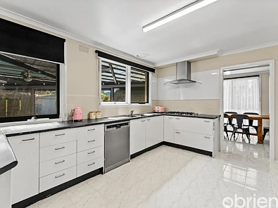 रसोईघर - 39 Gairloch Drive, Frankston, VIC 3199