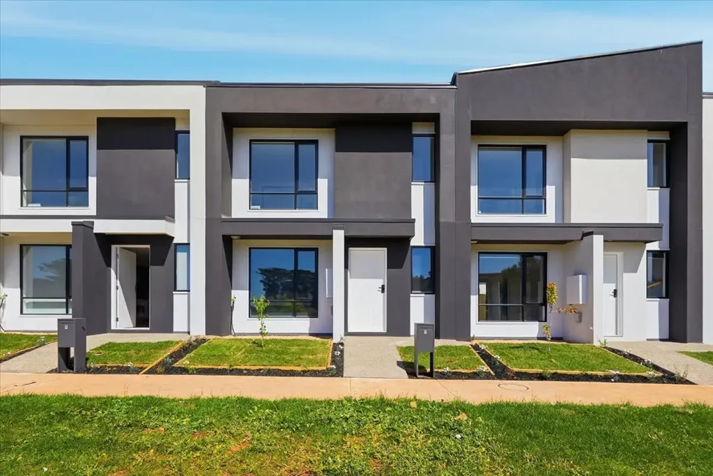 HOME FOR RENT IN BACCHUS MARSH