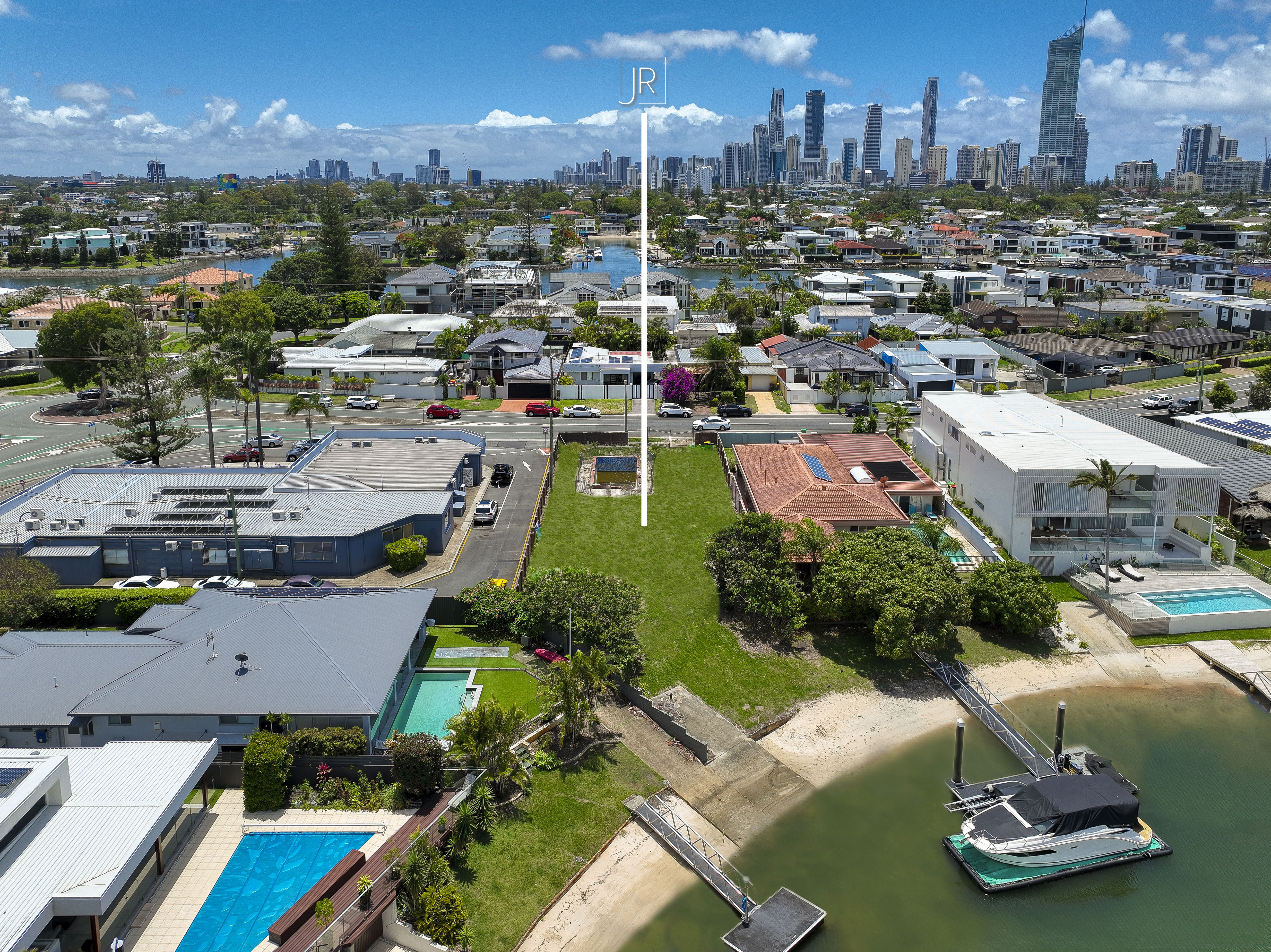 108 MONACO ST, BROADBEACH WATERS QLD 4218, 0 chambres, 0 salles de bain, Section