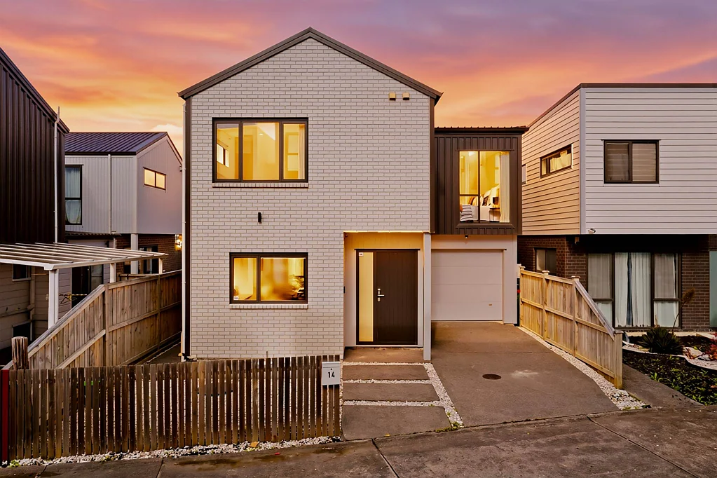 Hobsonville 4 Slaapkamer Serious Seller - Don’t Miss This Opportunity