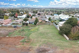 219 Carthage Street, Tamworth