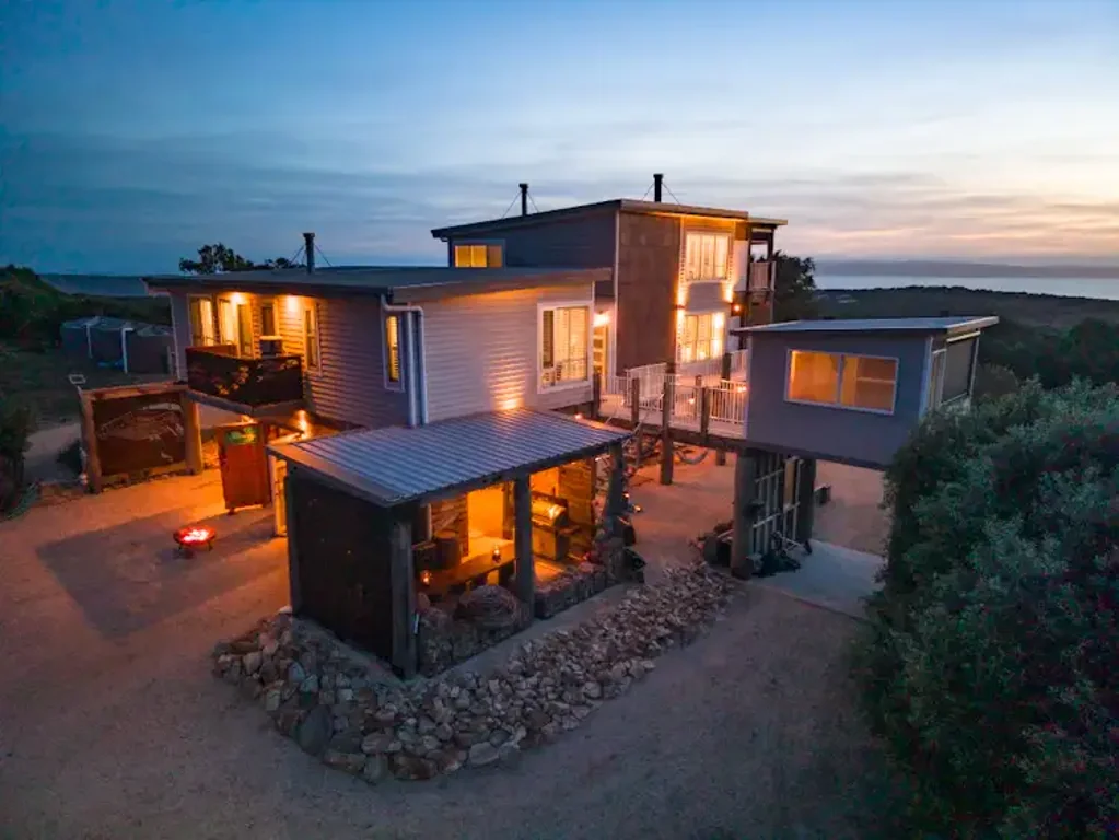 Bremer Bay 4침실 Dillon View | Character, Craftsmanship & Coastal Seclusion