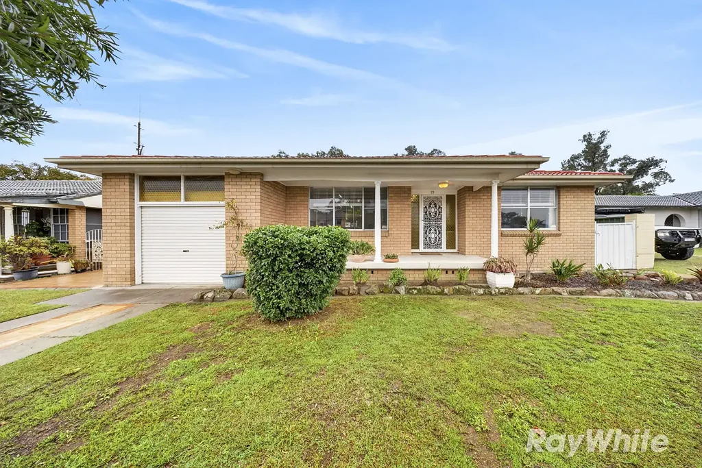 Singleton 2房  Well Presented Home in Handy Singleton Heights Location!