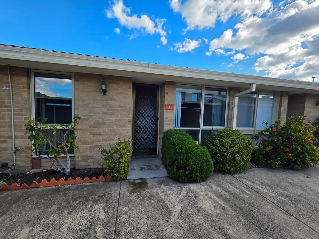 *UNDER APPLICATION* Affordable Bayside Living – Prime Mordialloc Location