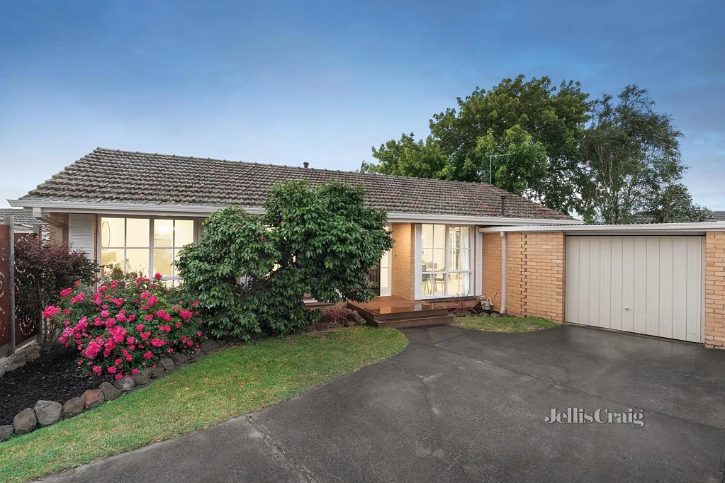 2/48 Pasadena Crescent, Bentleigh East, VIC 3165