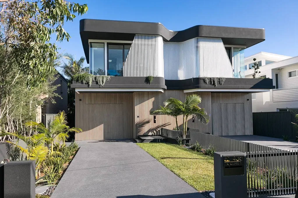 Cronulla 4 Bedroom Architecturally Designed | Beachside Luxury