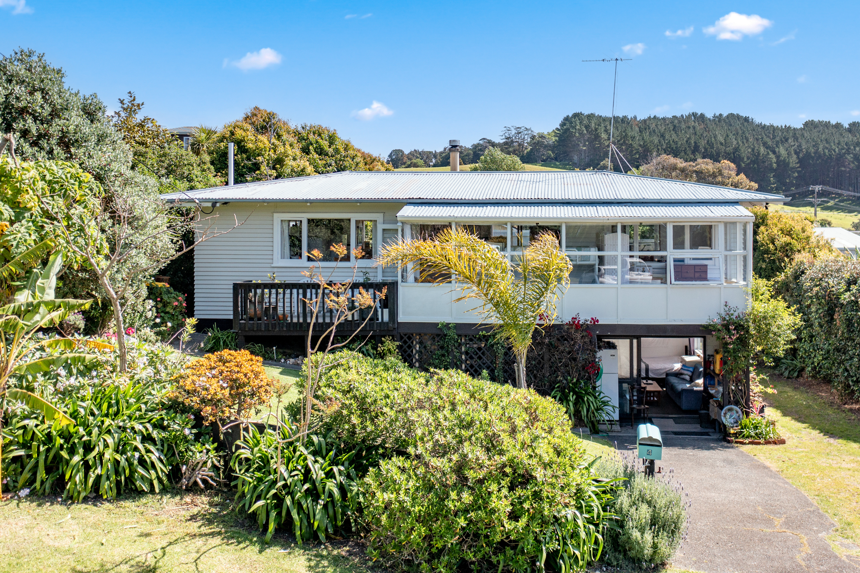 4 Seatoun Avenue, Leigh, Auckland - Rodney, 2 ਕਮਰੇ, 1 ਬਾਥਰੂਮ, House