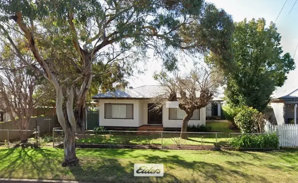3 Bedroom Home in the Middle of Town