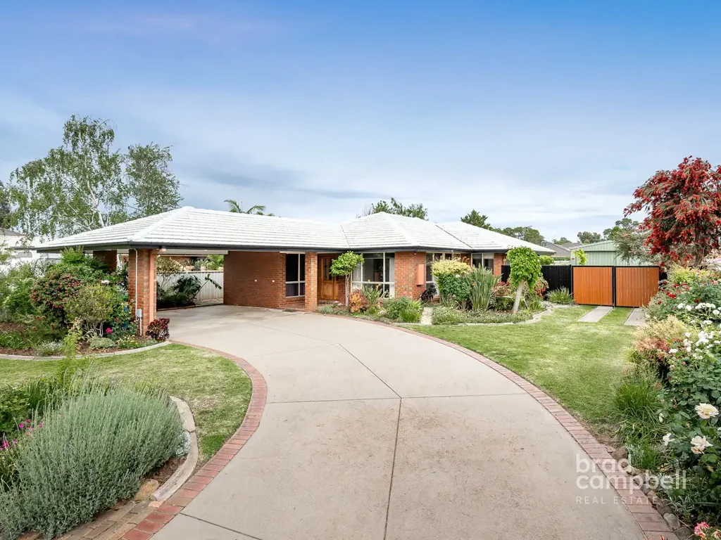 3 Illawarra Crescent, Kialla, VIC 3631