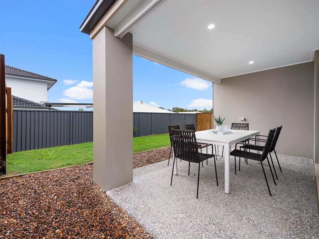 Gleneagle 4침실 House and Land Package at Gleneagle, QLD