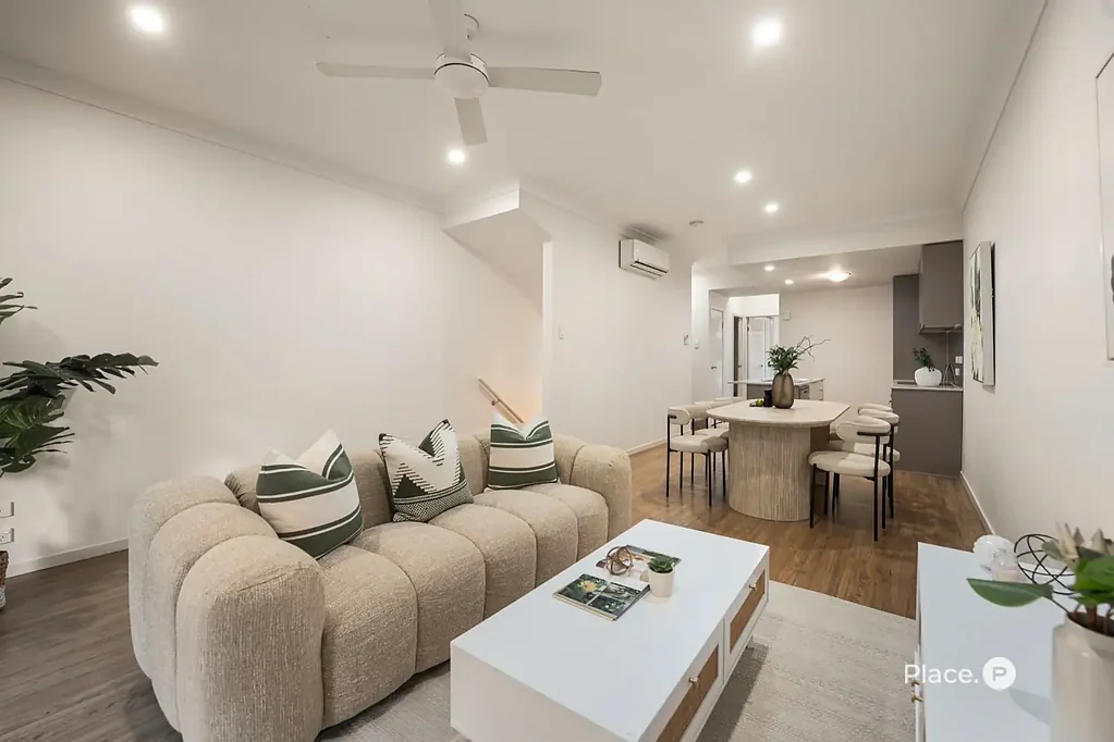 Manly West 4房 Summerfield Terrace Homes：公园旁宁静生活，轻松惬意 Parkside Peace and Effortless Living in Summerfield Terrace Homes