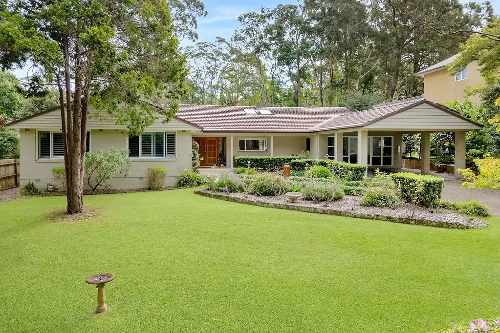 2 Koora Avenue, Wahroonga, NSW 2076
