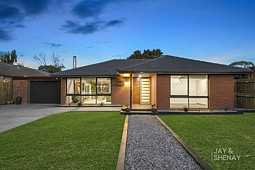 74 Scotsburn Way, Endeavour Hills