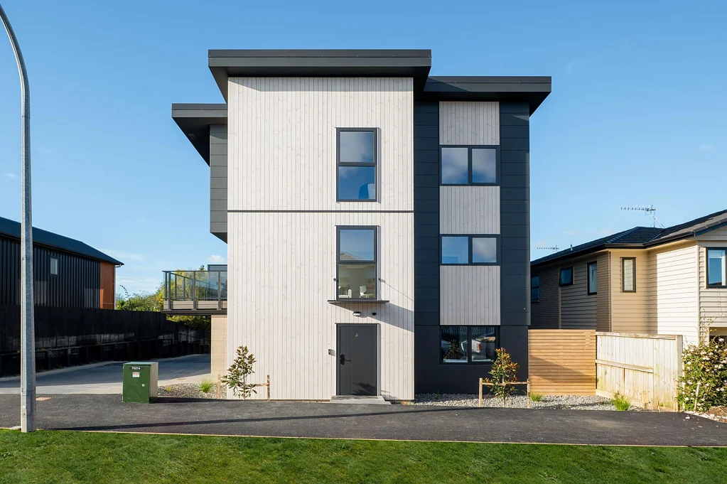 Hamilton Central 3Zimmer Sophisticated City Living - Titles Issued