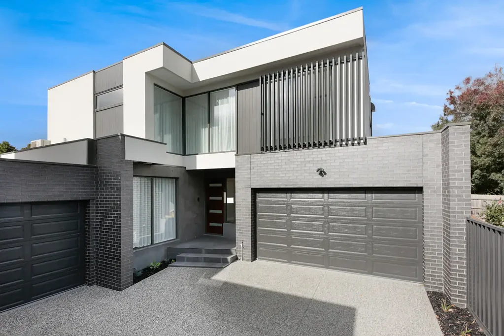 2/38A Caringal Avenue, Doncaster, VIC 3108
