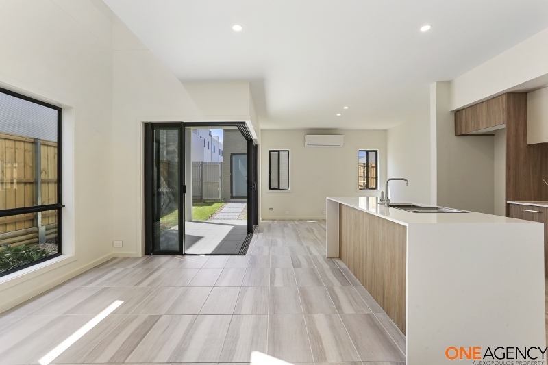 4C LILLYDALE AV, GLEDSWOOD HILLS NSW 2557, 0 habitaciones, 0 baños, House