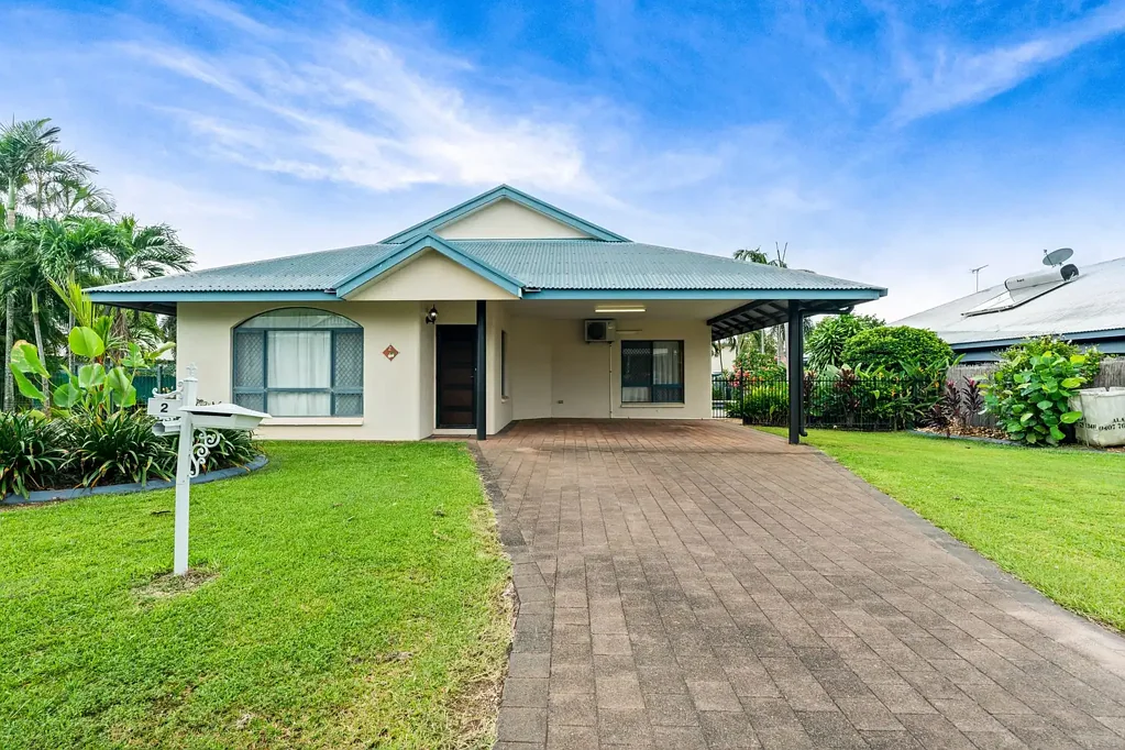 Durack 4ห้องนอน Spacious Lowset Living with Poolside Entertaining.