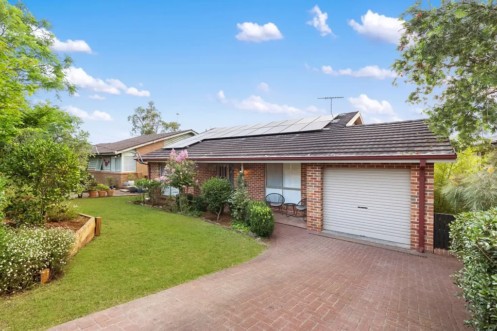 20 Fairways Crescent, Springwood, NSW 2777
