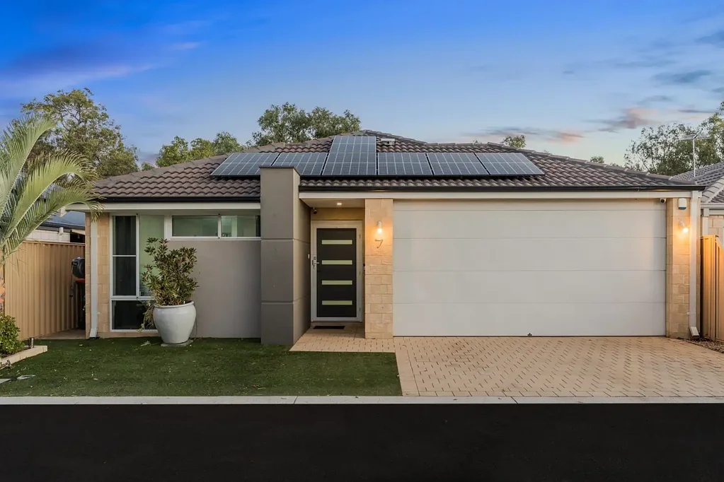 Byford 3ห้องนอน Modern Family Home in Byford - Style, Space & Comfort