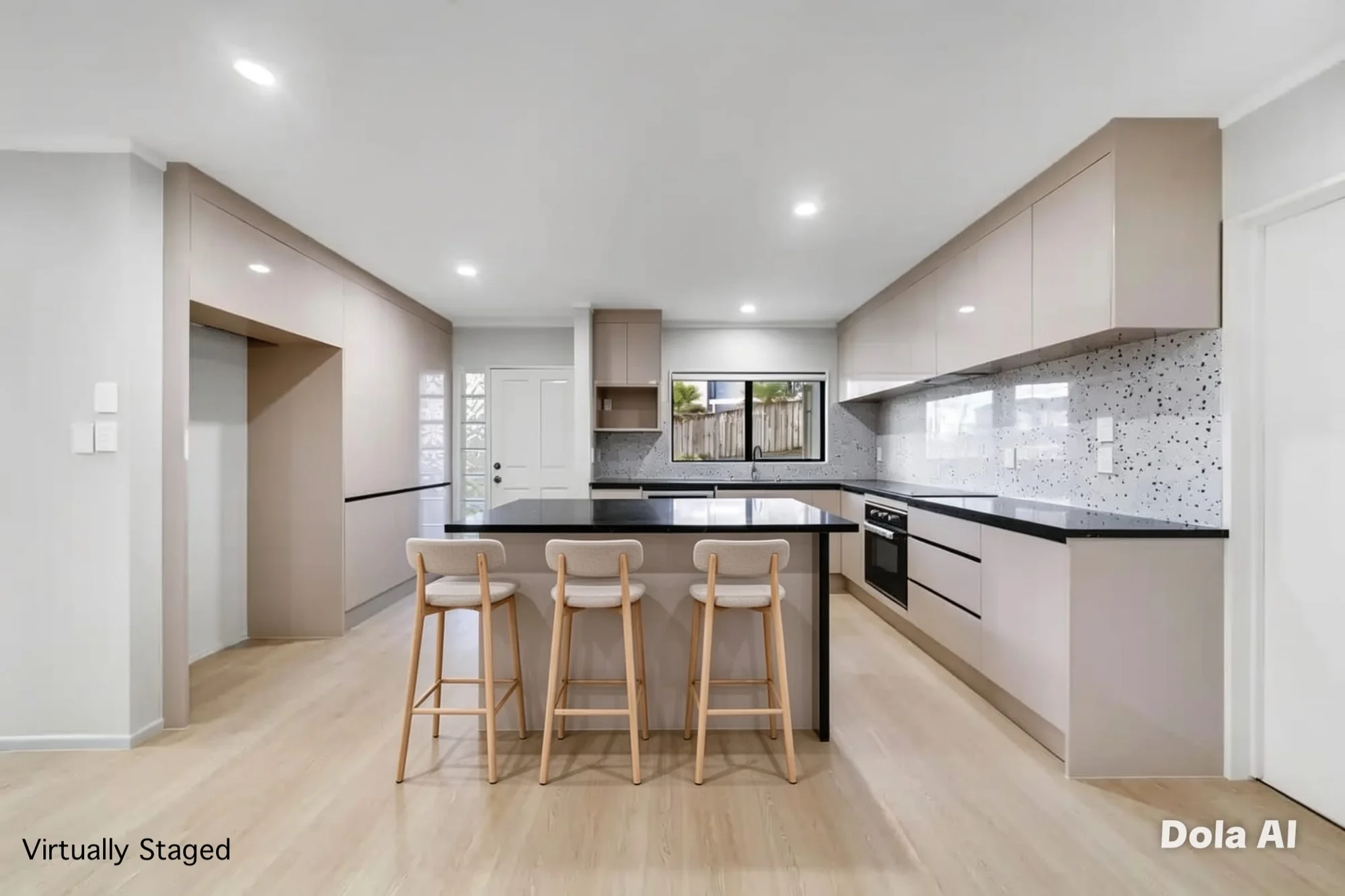 Goodwood Heights 3कमरा Solid Concrete Comfort in Goodwood Heights