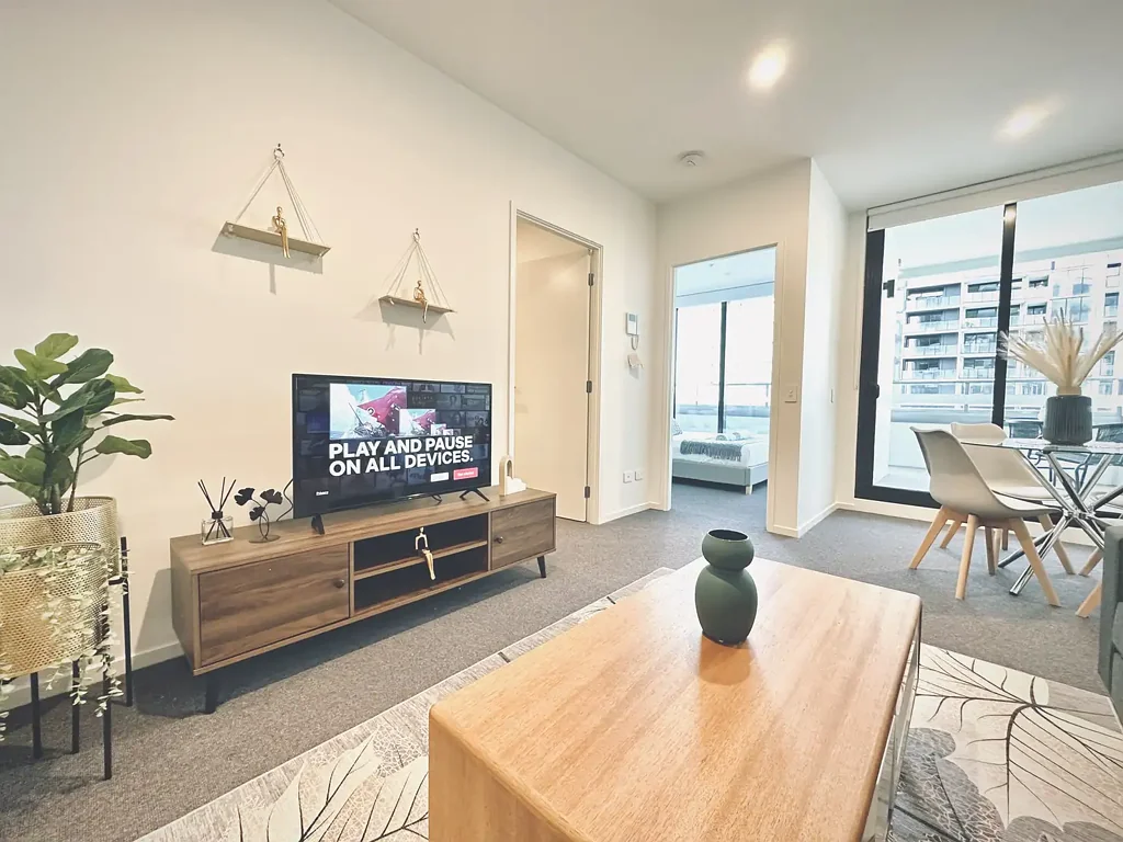Amazing Spacious Unfurnished 2 Bedroom Apartment  for rent