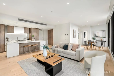 Doncaster 3房 Tullamore Estate中心现代朝北生活 Contemporary North-Facing Living in the Heart of Tullamore Estate