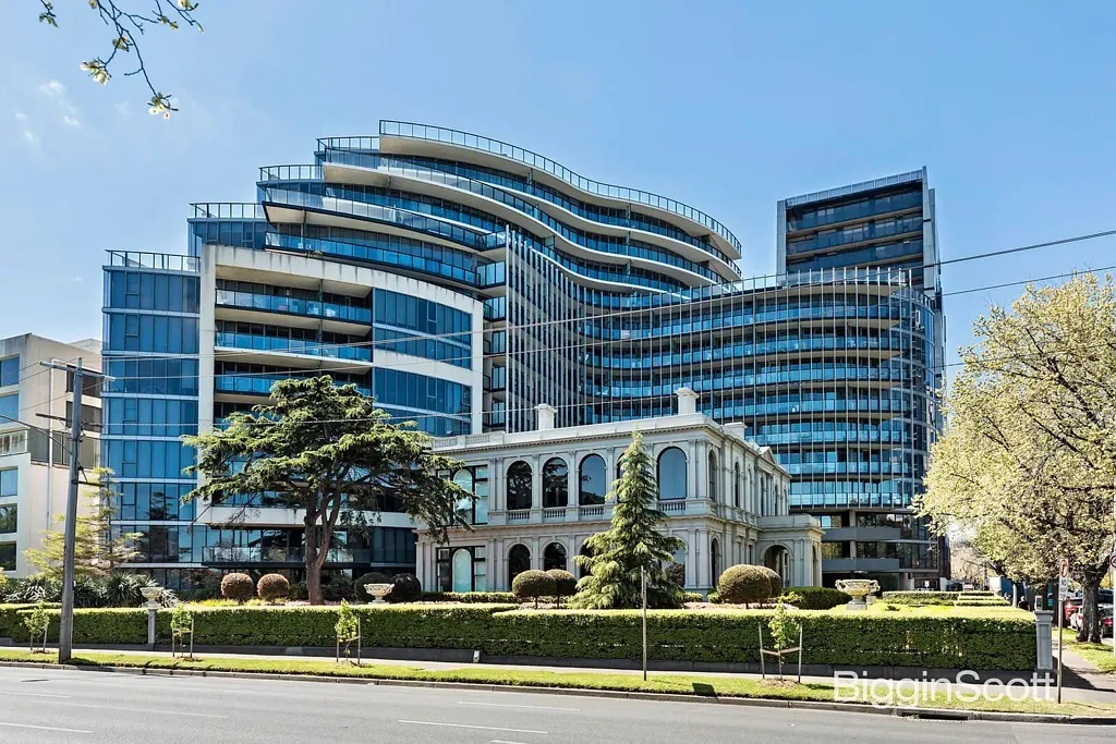 Contemporary Living in the Heart of Melbourne